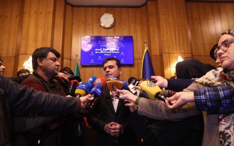 دولت قاطعانه با تغییر مرجع صدور مجوز تاکسی‌های اینترنتی مخالفت کرد